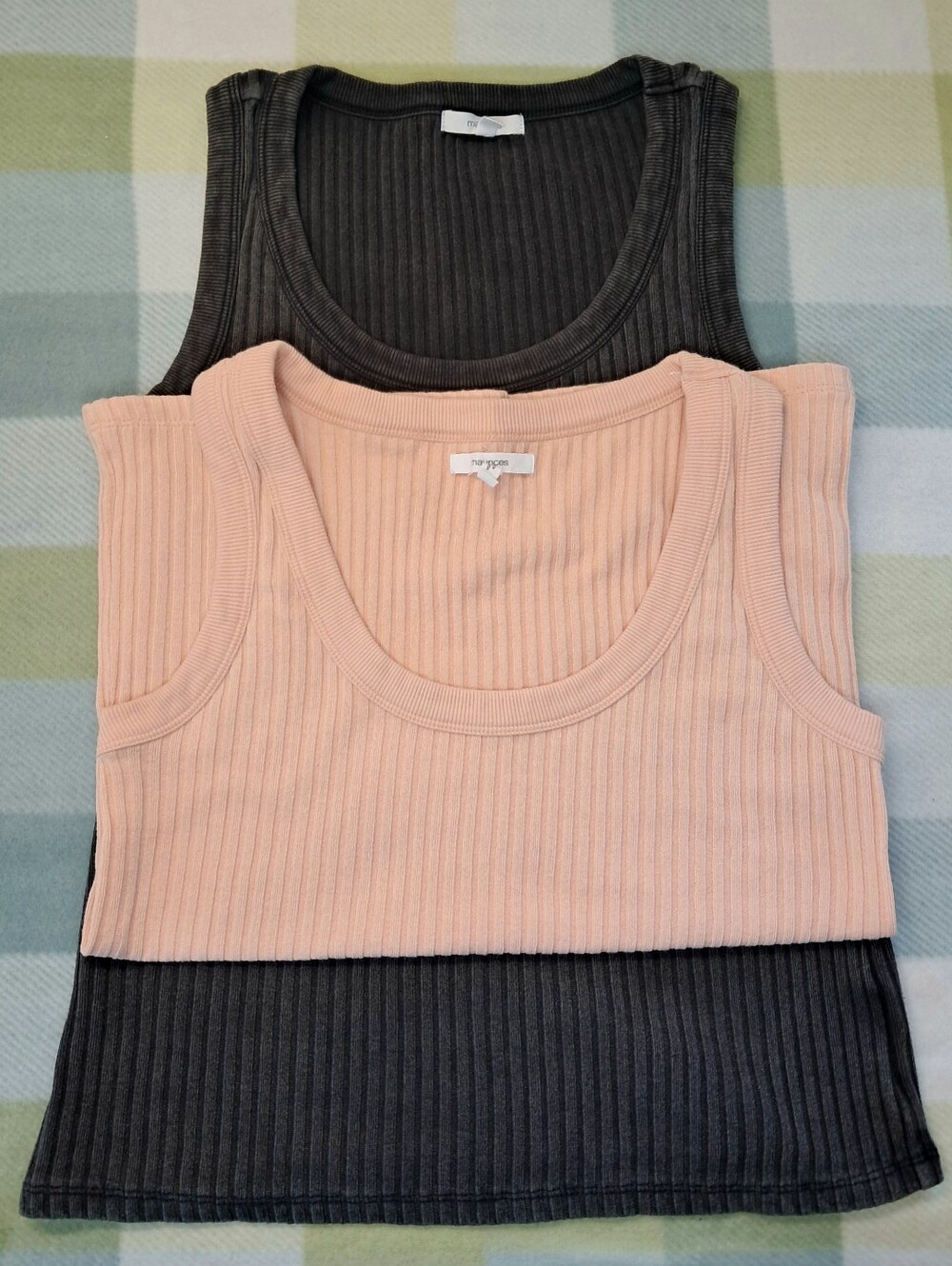 Maurices Women's Scoop Neck Ribbed Tank Tops Set Of 2 Size Medium